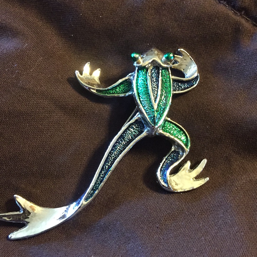 Vintage Gerrys Green Enamel Frog Brooch 12$